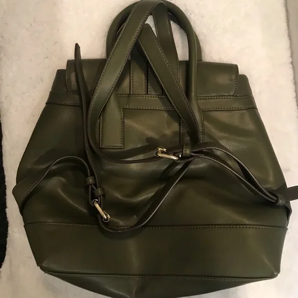 Anne Klein Green backpack handbag NWOT - Picture 3 of 5